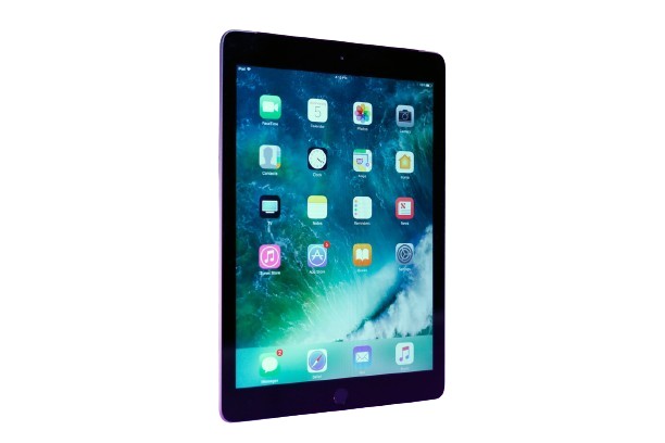 Apple iPad 5th Generation 32GB good