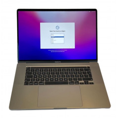 Begagnad MacBook Pro - MacBook Pro 16-tum 2019 i9-9980H 16GB 512GB SSD Space Grey (beg med små märken skärm) (vänster högtalare defekt)